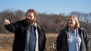 Somebody Somewhere: 3×6